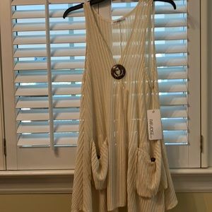 Adorable beach coverup